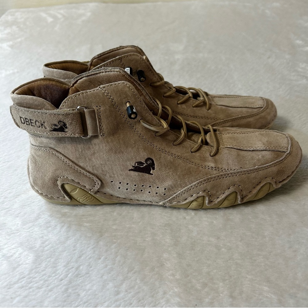 Dbeck Men's Sneakers EU 41 US 7.5-8 Beige High Top Waterproof Hiking Outdoor